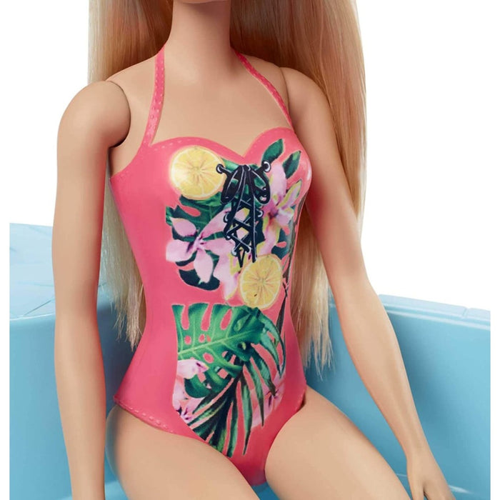 Muñeca Barbie Rubia y Juego De Piscina Con Tobogán