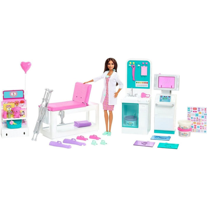 Clínica de Barbie con Accesorios y Muñeca Barbie Doctora