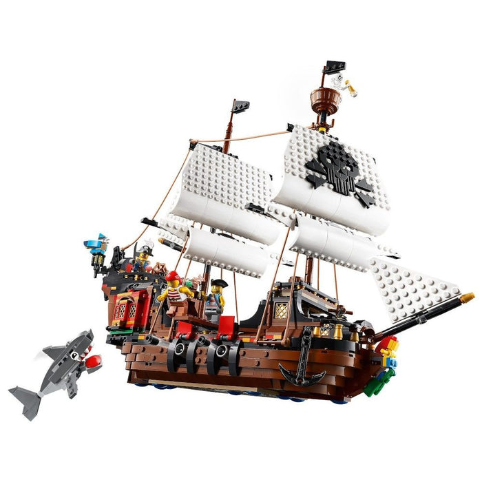Barco Pirata LEGO Creator 3 En 1 1260 Piezas