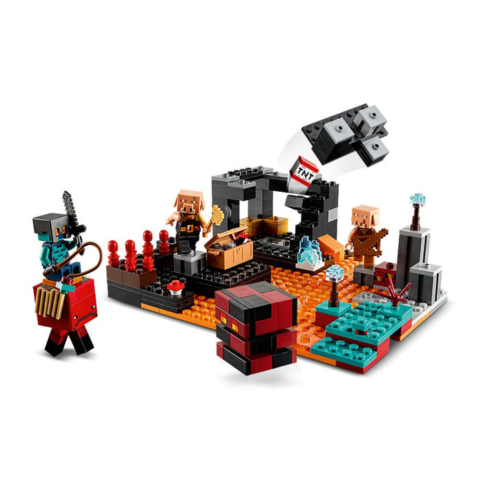 LEGO Minecraft The Nether Bastion (21185) 300 Piezas